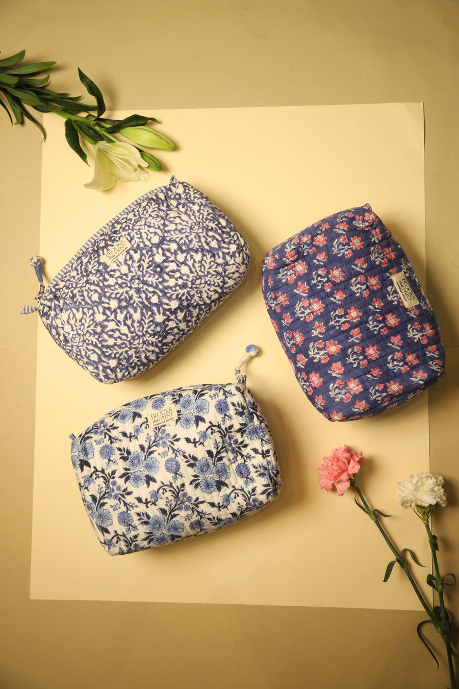 MAKEUP POUCHES