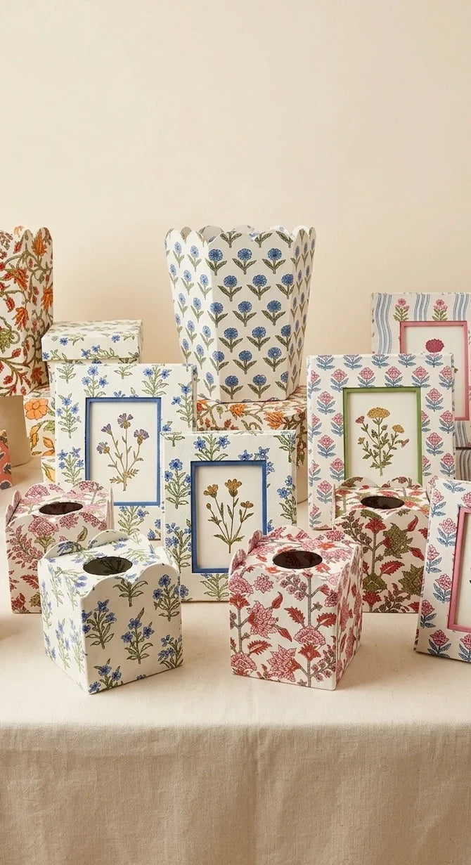 HOME ACCENTS