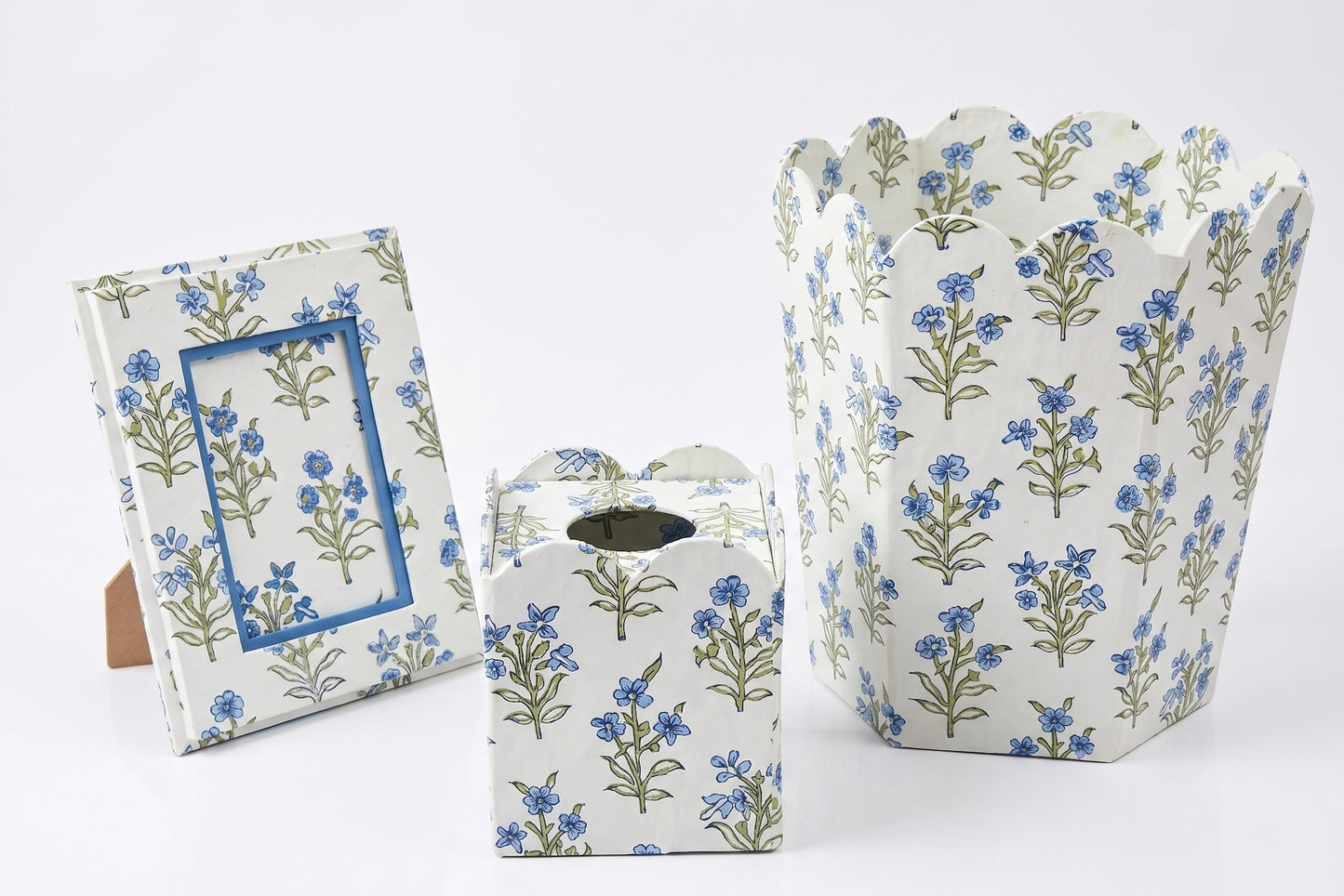 BLUE FLORAL HAND BLOCK PRINT WASTE BIN (COLLAPSIBLE)