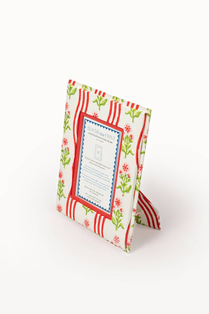 Medium Block Print Photo Frame (4 by 6) - Holly & Berry