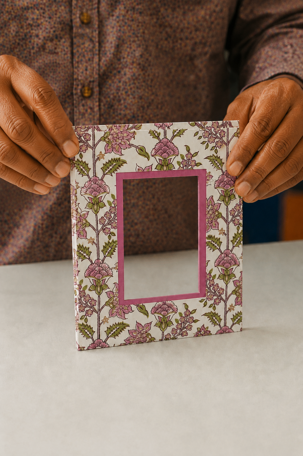 Large Block Print Photo Frame (5 by 7)  - Tea Rose